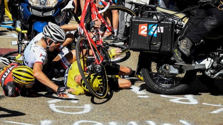 Журито коригира класирането в Тур дьо Франс