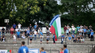 Ръководството на Арда кметът на Кърджали Хасан Азис и фен