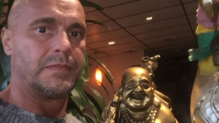 Световният шампион по карате Гриша Тодоров живее от доста години