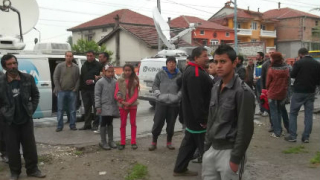 Варненски цигани на бунт срещу план на общината да събори къщите им