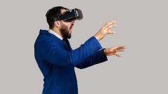 Колко ще струват очилата за виртуална реалност на Apple? 