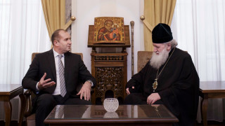 Патриарх Неофит запозна държавния глава Румен Радев с внесеното в