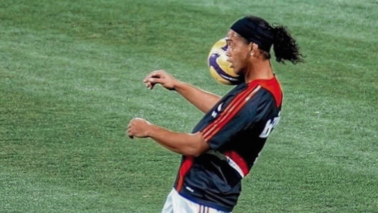 Изненада: Роналдиньо пред завръщане във футбола!