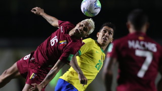 Бразилия продължава без грешка участието си в световните квалификации за