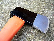 Дървар с опасност за живота след бой с колега