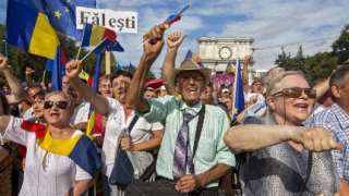 Протестите в страната могат да попречат на евроинтеграцията й, смята молдовският президент 