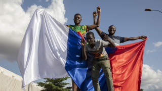 Успоредно с войната в Украйна Москва заема позиция в бившия
