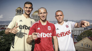 ФК ЦСКА 1948 представи трите си официални фланелки за сезон