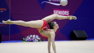 Българската гимнастичка Татяна Воложанина която представи страната ни на международния