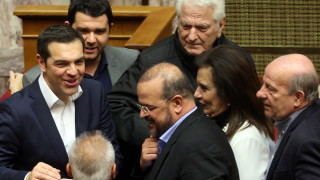 Гърция прие първия си следкризисен бюджет 