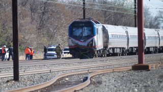 Влак катастрофира в багер край Филаделфия