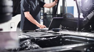 ZF Friedrichshafen е един от най големите доставчици на автомобилни част