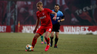 В радара на Локомотив София попада Уесли Ната който у