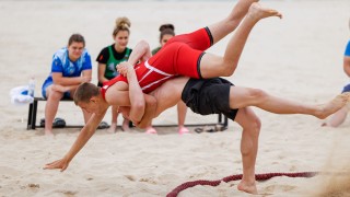 Плажната борба отново бе един от атрактивните спортове на младежкия
