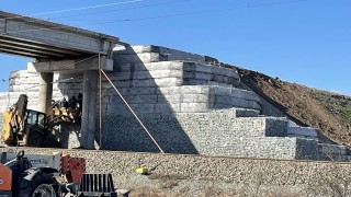 В ход е строителството на първите четири надлеза от общо