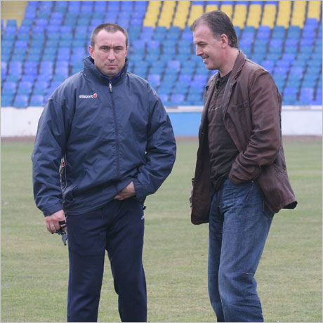 Наско Сираков тренира с отбора в Ейлат