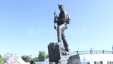 Русия отхвърли молбата на Япония да премахне хризантема от мемориала "Победа на Изток"