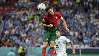 Бившият нападател на Англия Крис Сътън коментира емоционално първия гол