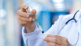 Днес са поставени 204 втори бустерни иРНК ваксини срещу COVID