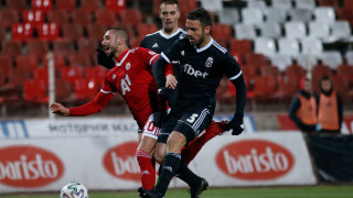 Берое ще се опита да привлече през лятото опитния защитник