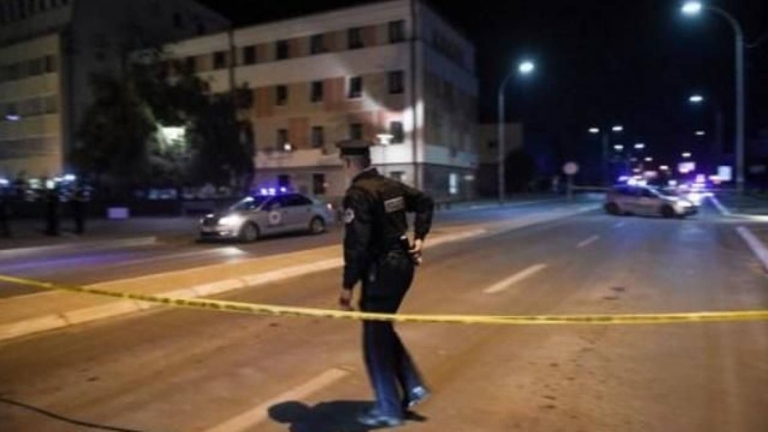 Стреляха с гранатомет по парламента в Косово