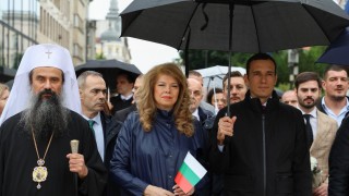 Илияна Йотова: Езикът и перото ни правят духовна империя