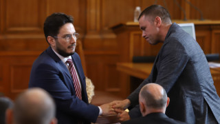След изявлението си от парламентарната трибуна вече бившият депутат от