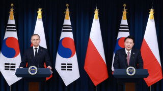 Южнокорейският президент Юн Сук Йол и полският mu kolegaАнджей Дуда