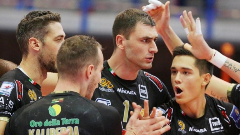 Трима българи в битката за световната волейболна клубна титла