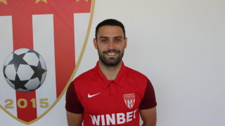 Царско село привлече сръбски полузащитник