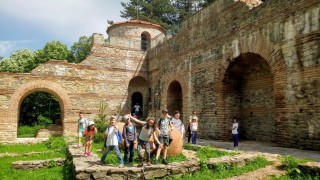 Деца от Образователен център Сияйни се заеха с нова инициатива