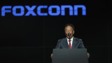 Основателят на Foxconn се впуска в политическа битка