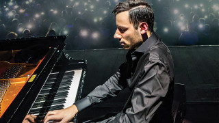 Най-бързият пианист в света с концерт в България