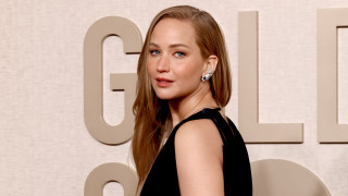 Актрисата от Без лоши чувства Дженифър Лорънс и звездата от Клети