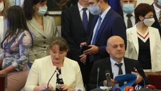 Томислав Дончев: Не сме плашливи, чуваме, но няма с кого да говорим