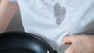 От опит всеки знае че мазните петна са най упорити за