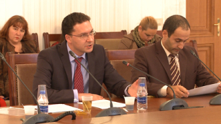 Посланиците ни по света мизерствали и просели