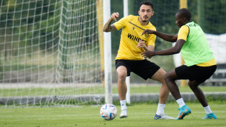 Защитникът Роберто Пунчец се завърна в Ботев Пловдив Футболистът сложи