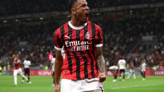 Лийдс Юнайтед официално обяви трансфера на швейцарския нападател Ноа Окафор