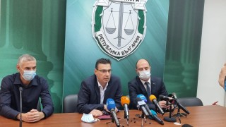 Полицията и прокуратурата в Бургас представиха нови разкрития за жестокото