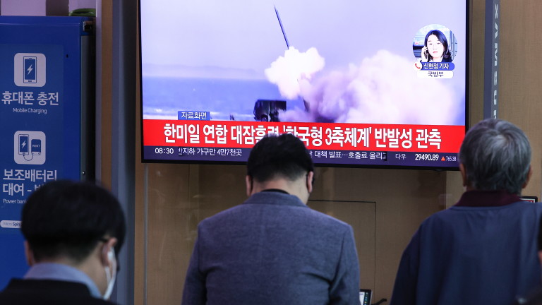 Северна Корея е изстреляла поредната балистична ракета, писа Ренхап, като се