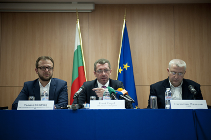 Не може само България да поема тежестта на бежанската вълна, смятат от ЕП