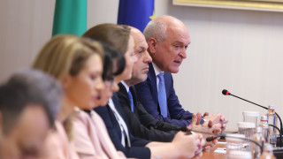 Кандидатът за служебен министър председател Димитър Главчев се спря на на