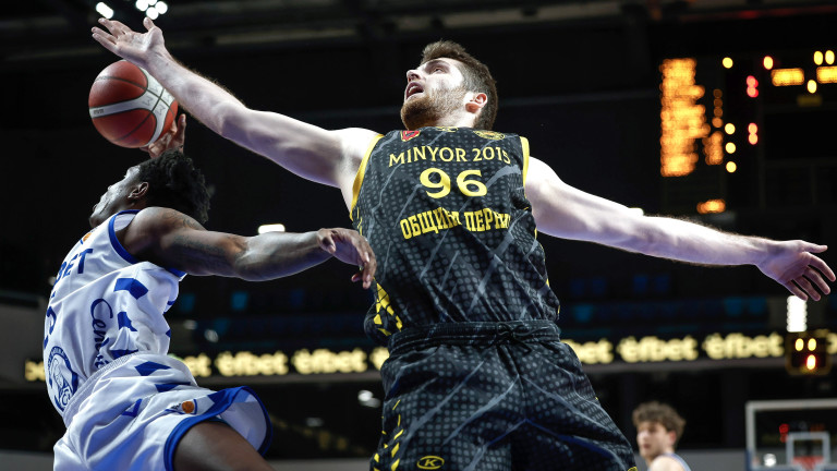 Миньор 2015 с драматичен триумф над Левски в НБЛ