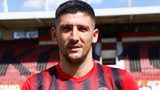 Бившият български национал Камен Хаджиев ще продължи кариерата си в