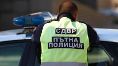 19-годишен без книжка блъсна полицай на бул. "Черни връх" в София