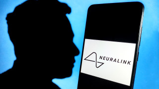 Компанията Neuralink основана от Илон Мъск обяви че е получила