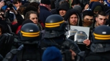Сблъсъци при разрушаването на лагера в Кале