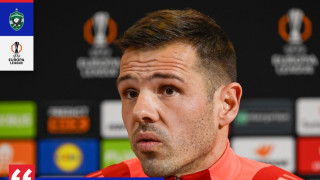 Помощник треньорът на Олимпик Лион Жорже Масиел седна на стола