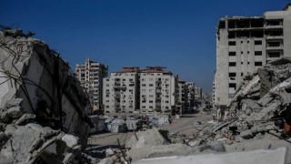 Най малко 40 палестинци бяха убити при израелски въздушни удари в